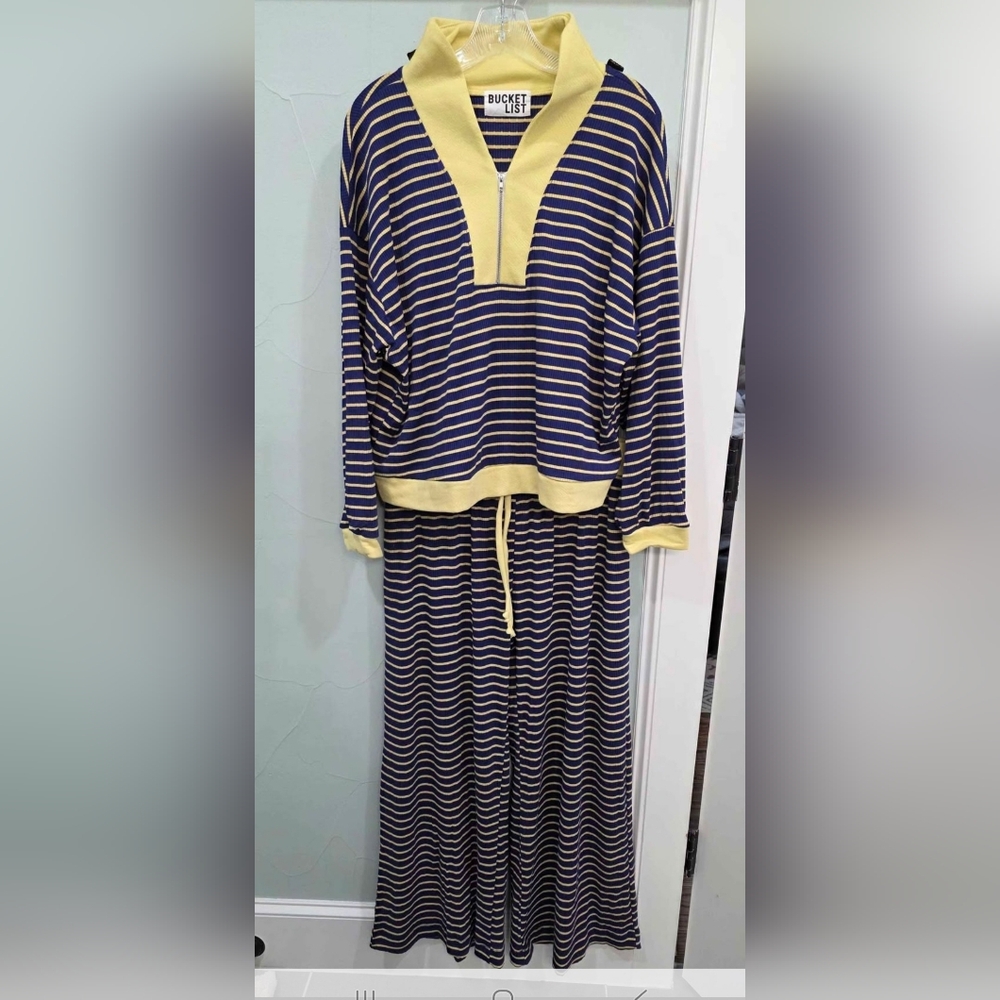 Striped Blue and Yellow Womens Matching Top And Wide Leg Pants Set - Picture 3 of 5